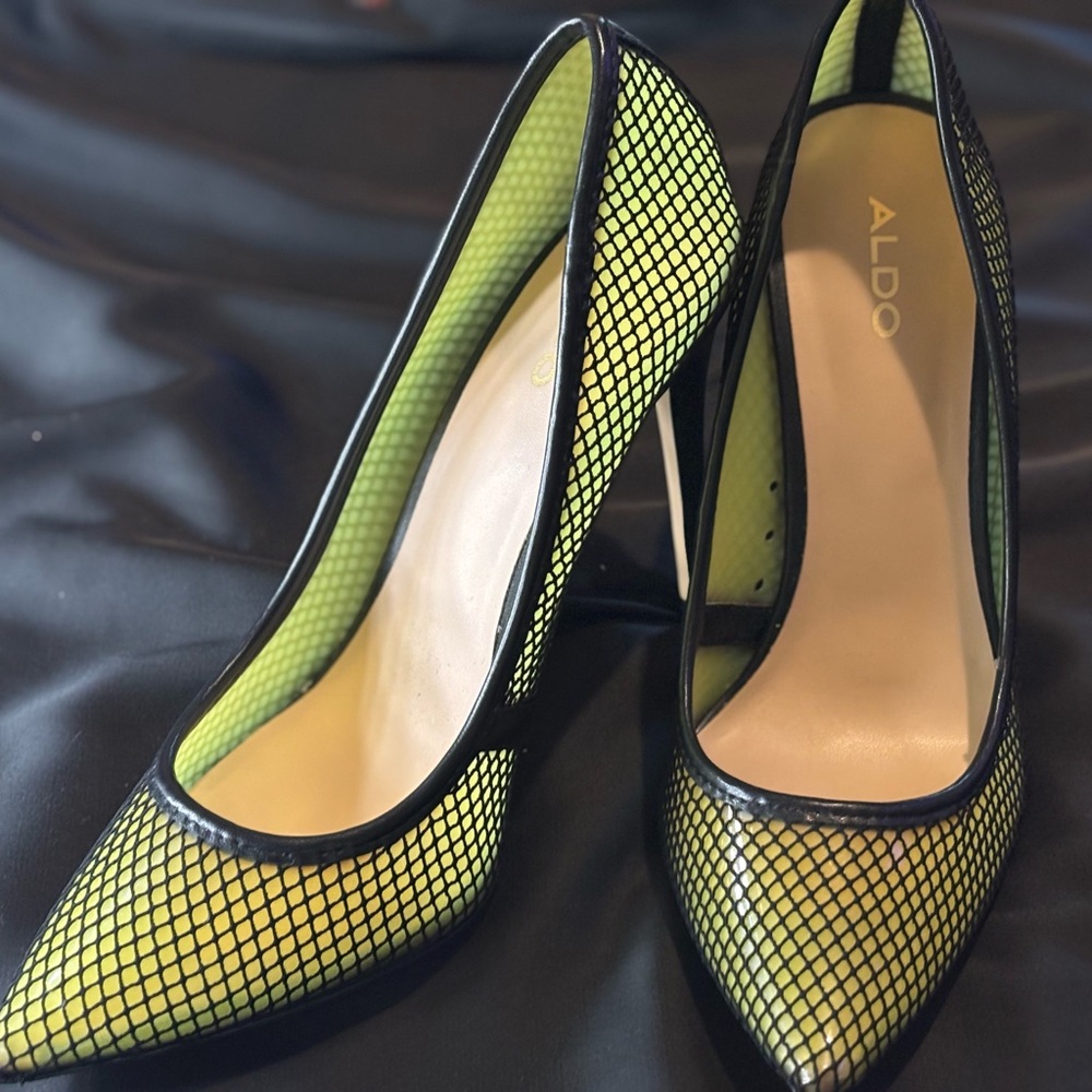 Aldo Black and Lime Green Mesh Heels